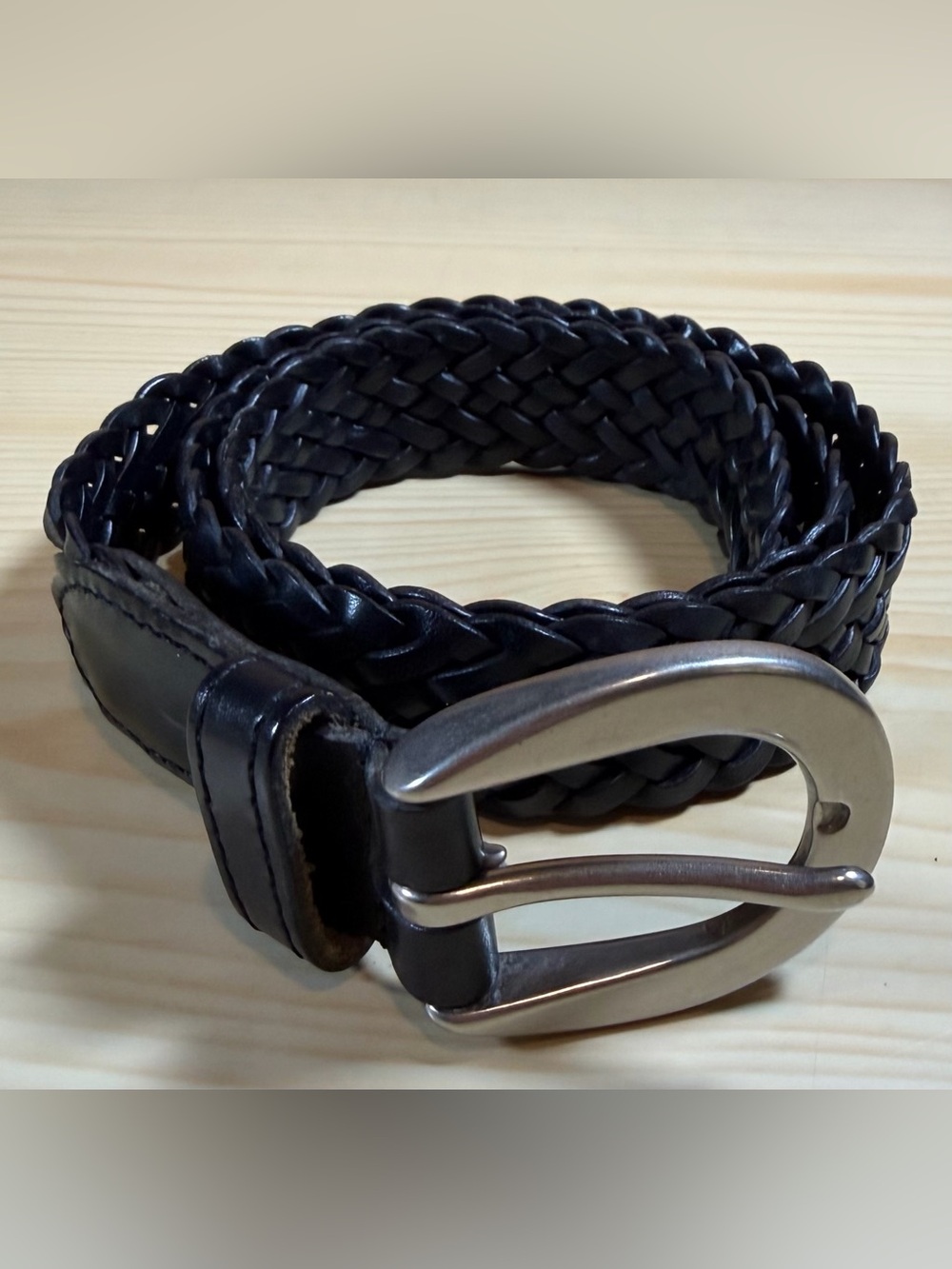 Coach Woman’s Black Leather Size Small Braided Belt 8515 32” Lightly Worn Woven